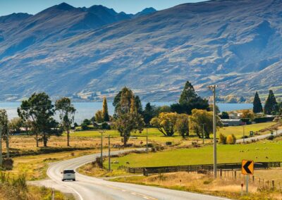 NEW ZEALAND SELF-DRIVE & KINGS SOUTHERN SPOTLIGHT TOUR