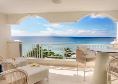 RELAX ON THE BEACH IN BARBADOS