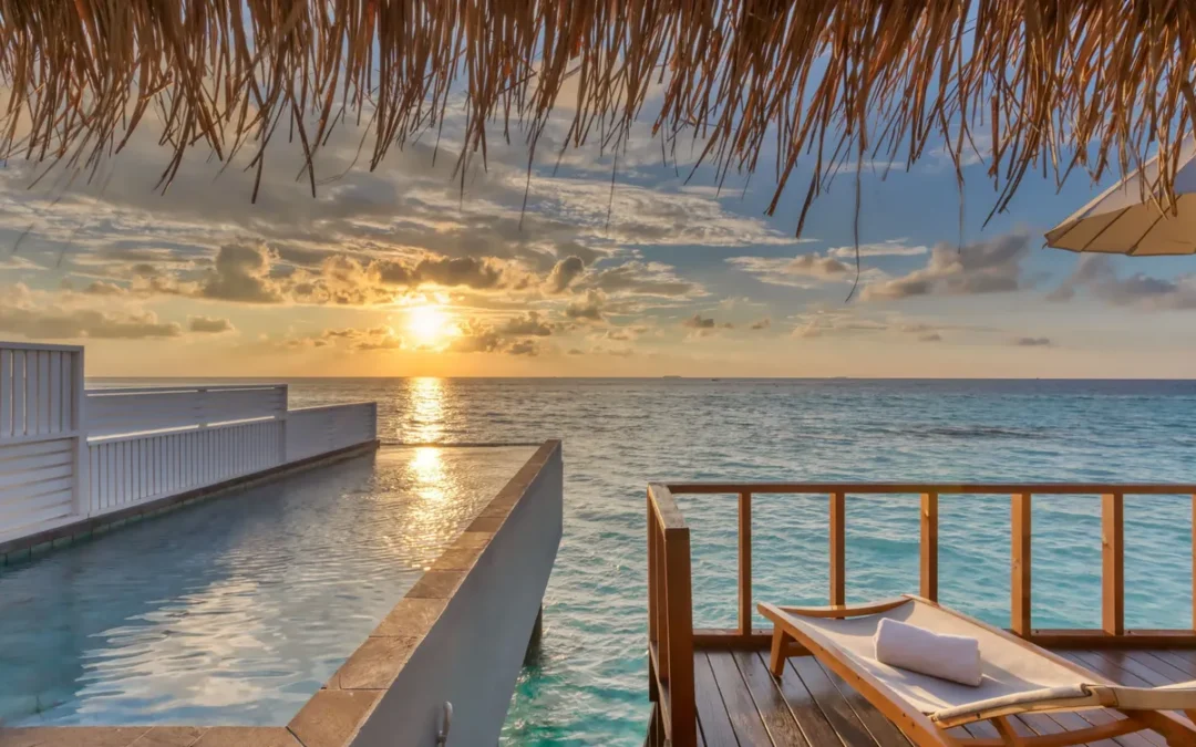 MALDIVES LUXURY FESTIVE STAY