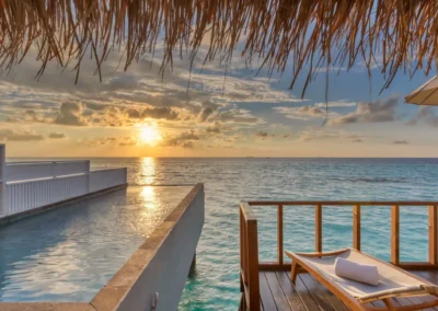 MALDIVES LUXURY FESTIVE STAY